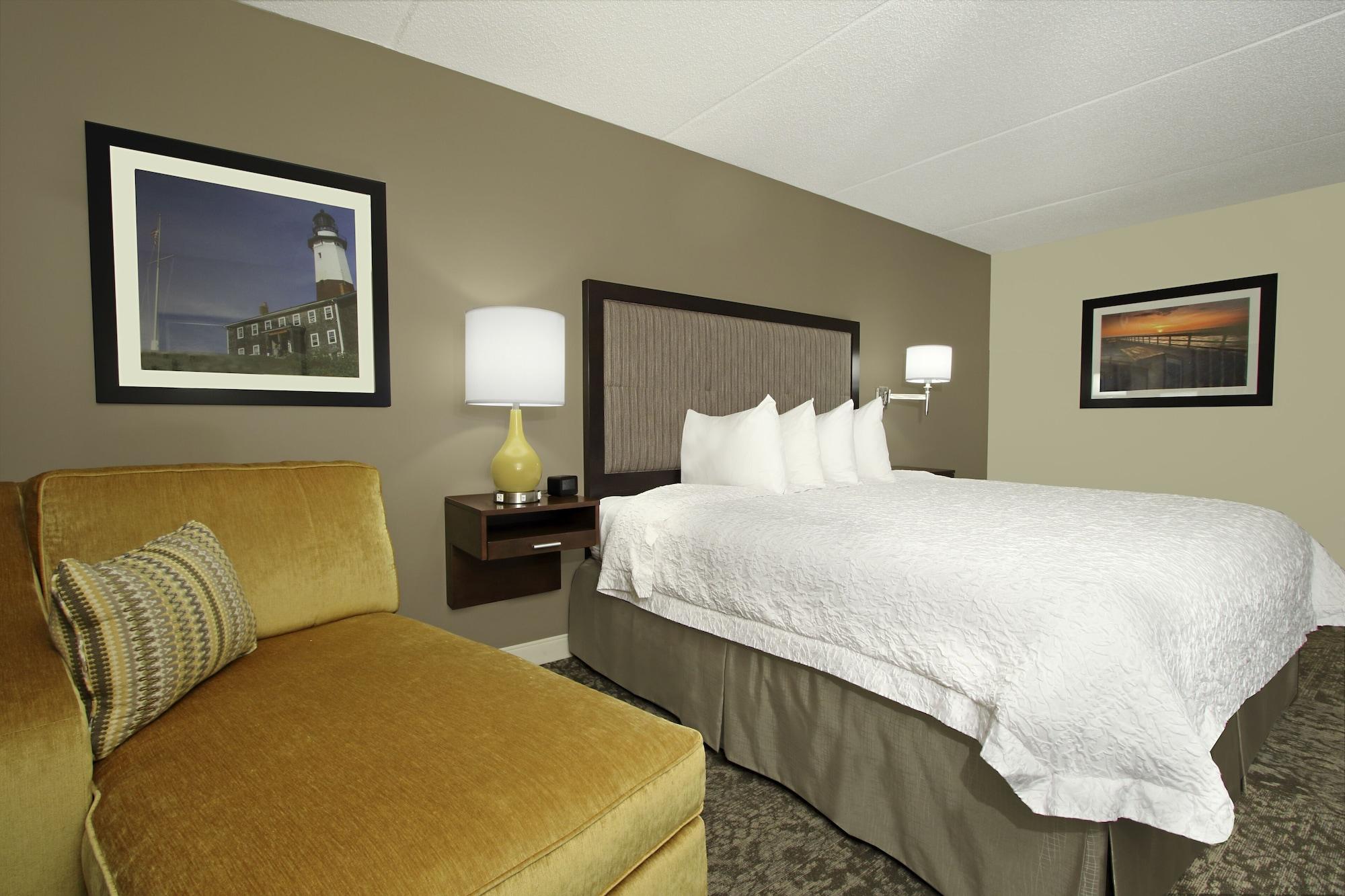 Hotel Hampton & By Hilton - 3*