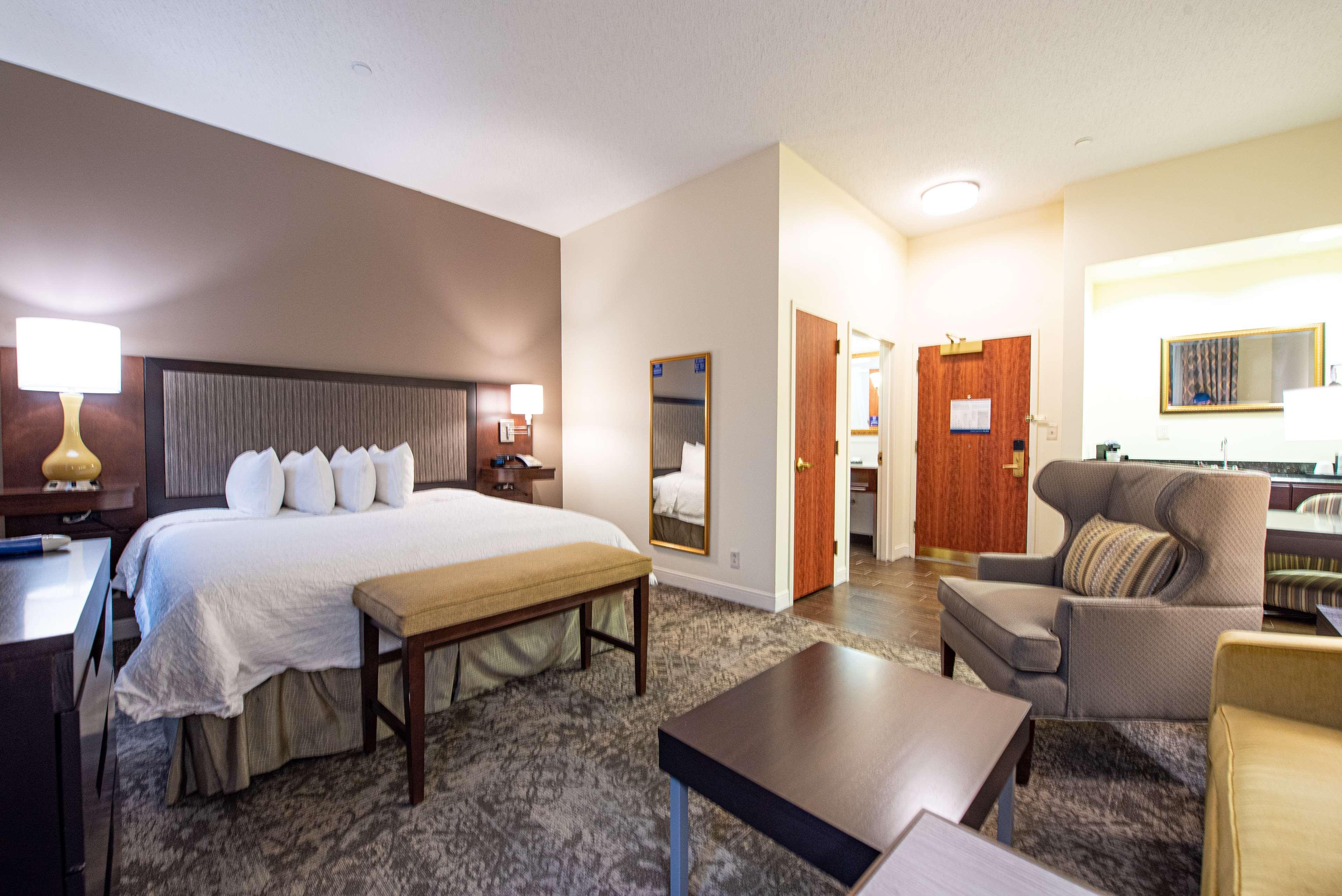 Hotel Hampton & By Hilton - Rockville Centre