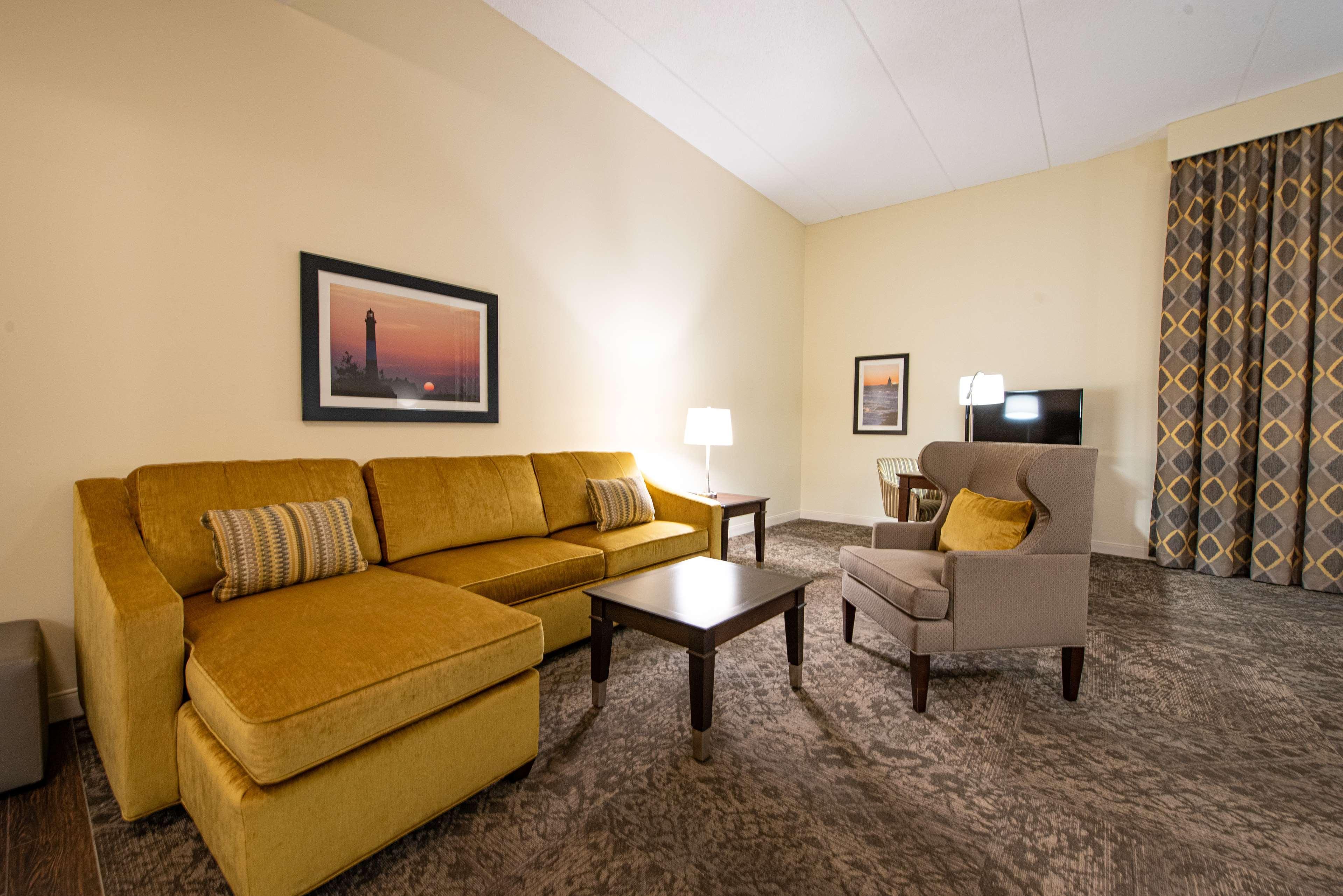 Hotel Hampton & By Hilton - Rockville Centre