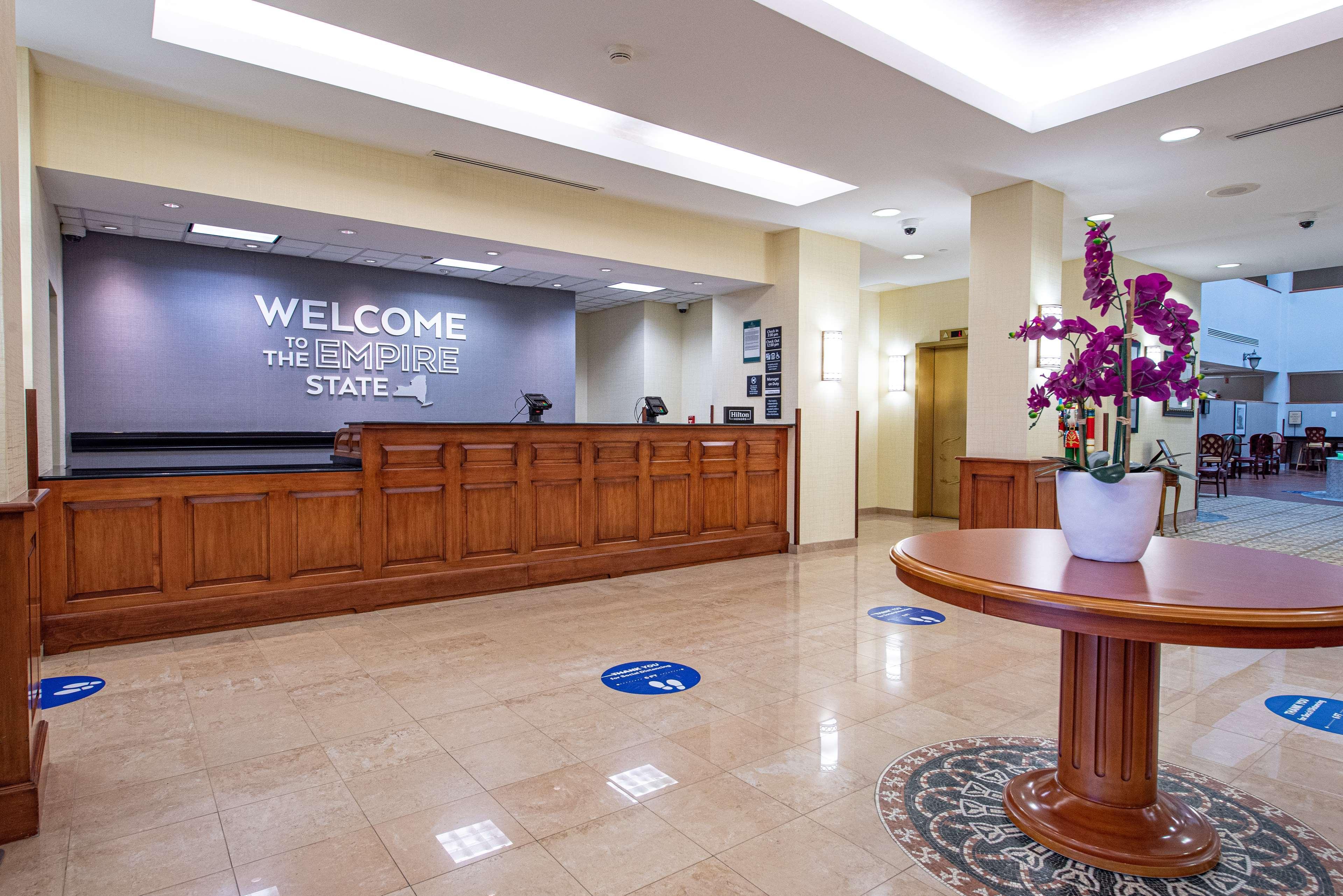 Hampton & By Hilton - Hotel