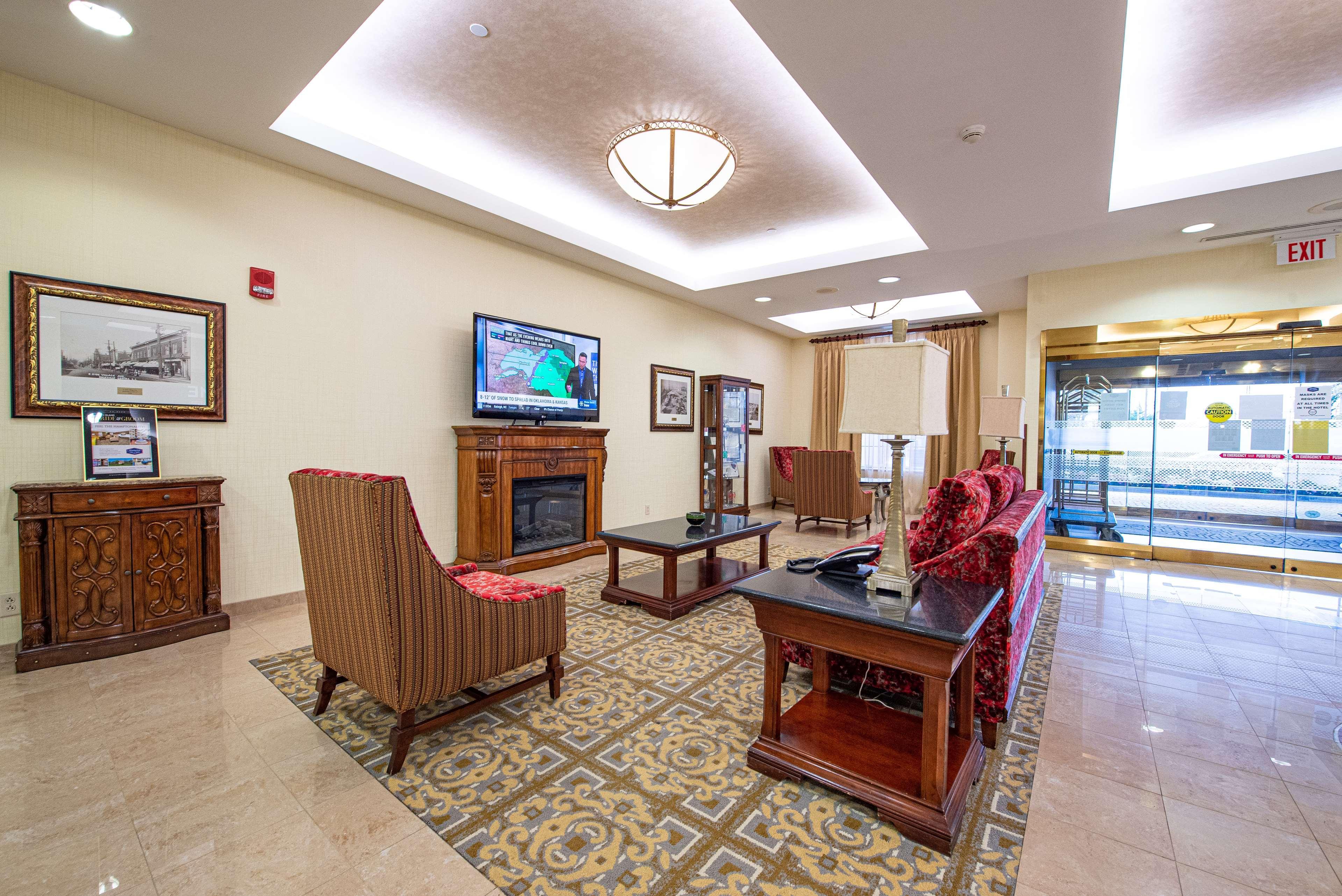 Hotel Hampton & By Hilton - Rockville Centre