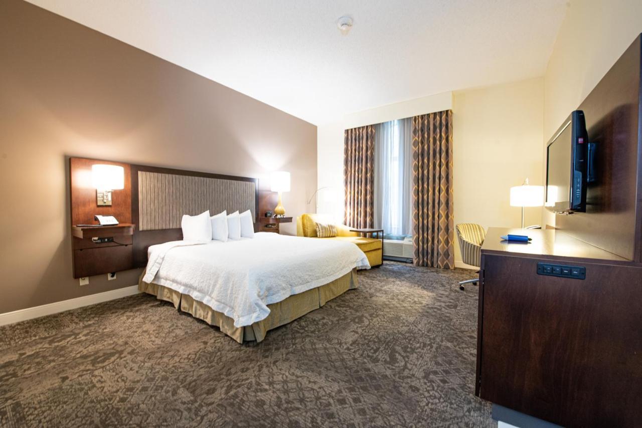 Hotel Hampton & By Hilton - 3*
