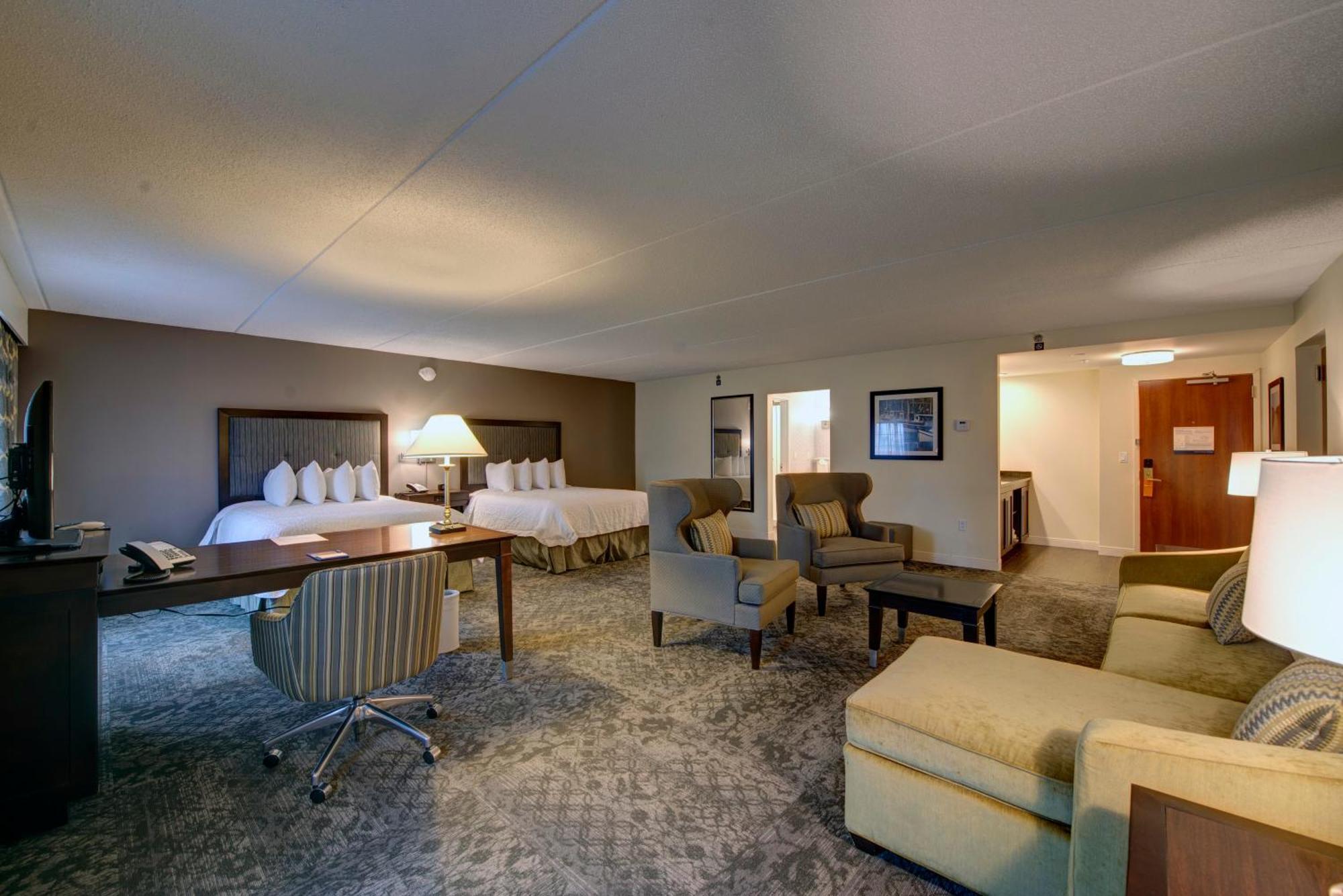 Hampton & By Hilton - 3* Rockville Centre