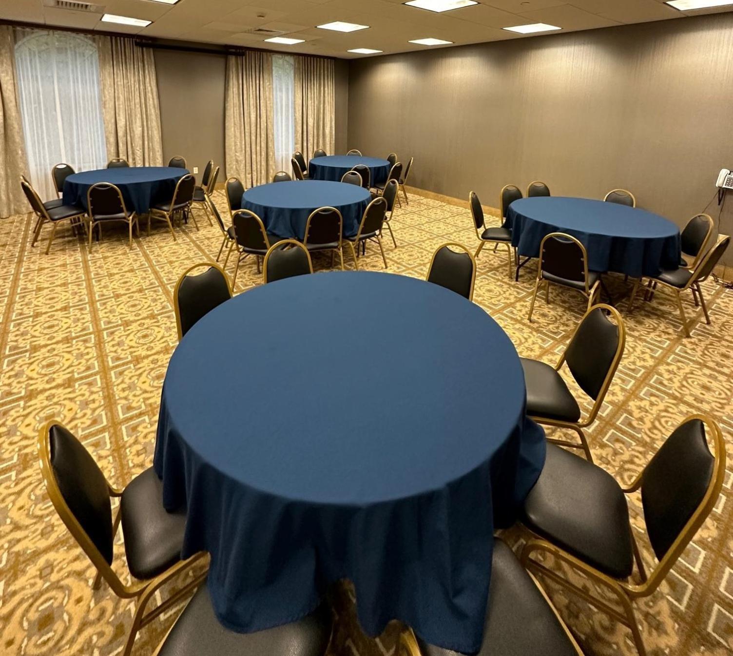 Hampton & By Hilton - Hotel