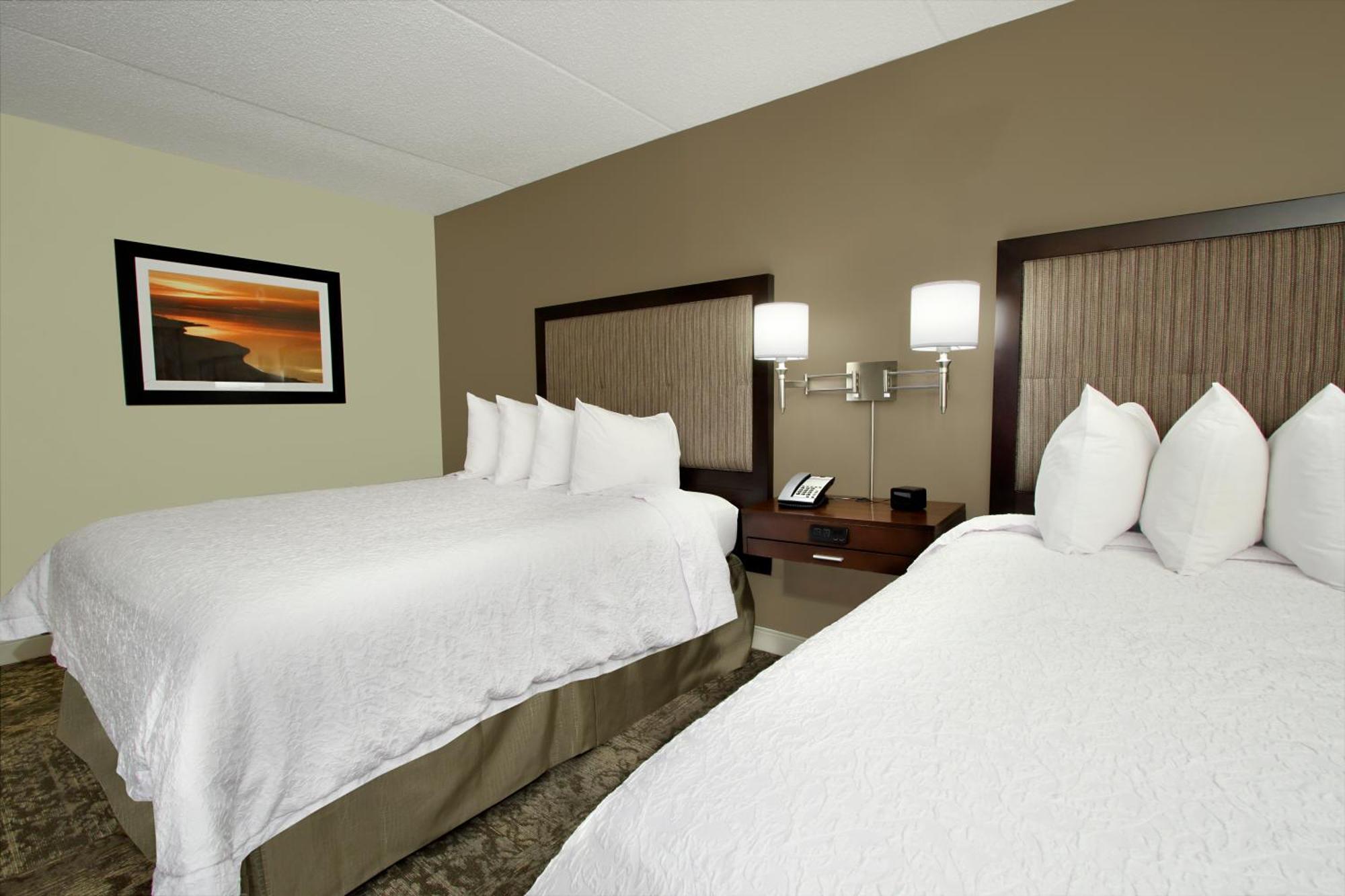 Hampton & By Hilton - 3*