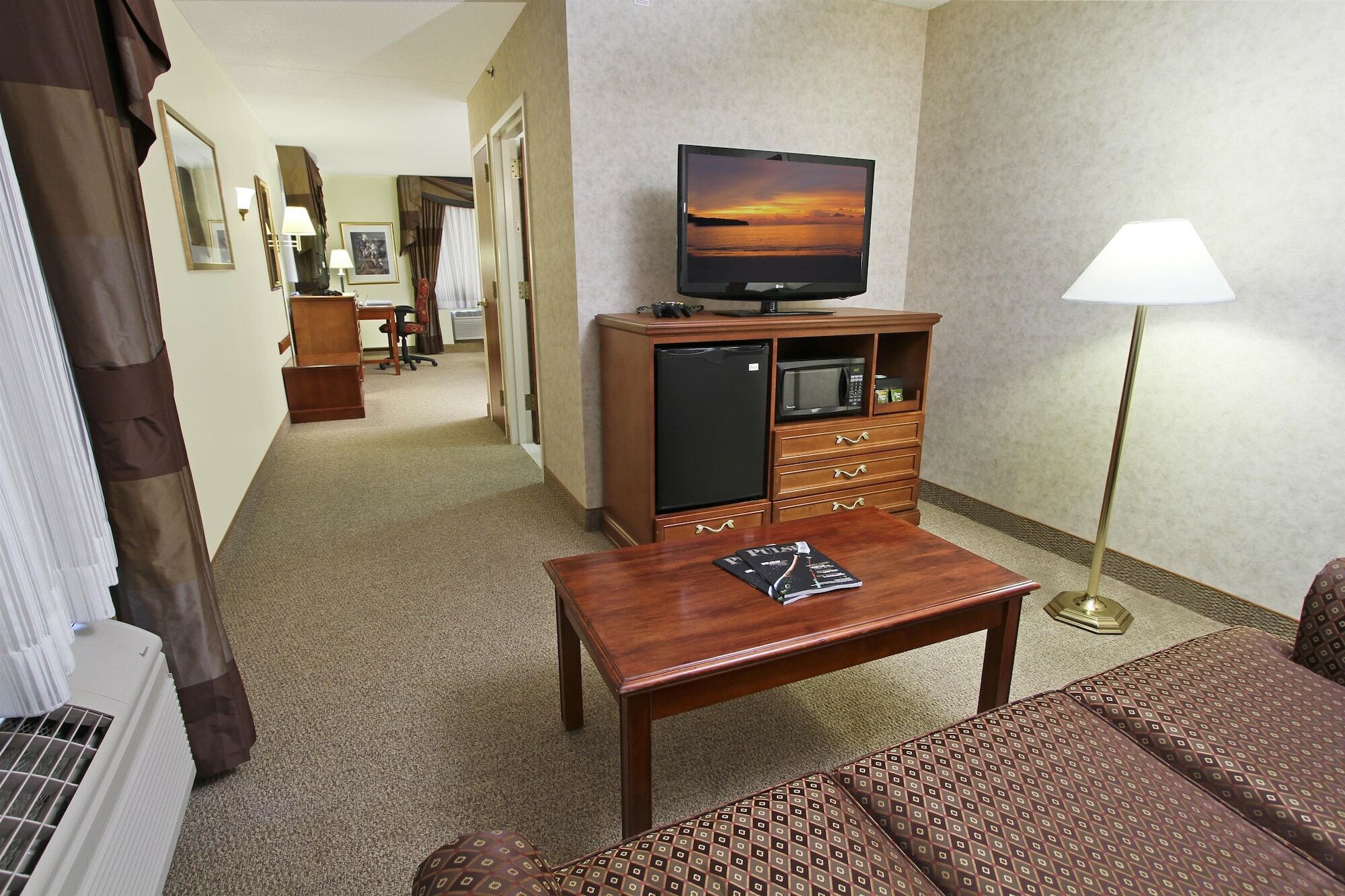 Hampton & By Hilton - Hotel 3*