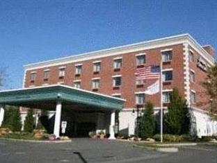 Hampton & By Hilton - Rockville Centre